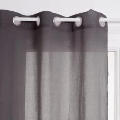 Fenstervorhang In Grau