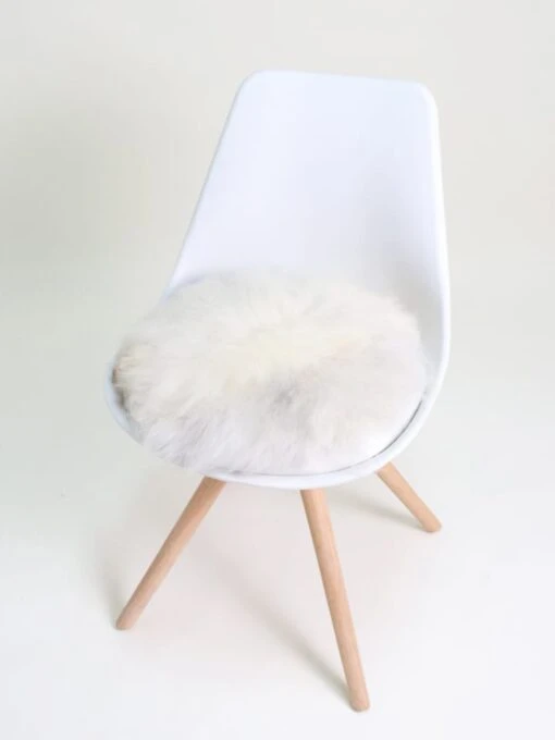 Lammfell-Sitzauflage In Creme – Bild 2