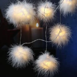 LED Lichterkette Schneebälle Beleuchtet L: 10m In Weiß -Heimdekoration Verkäufe marelida led lichterkette schneeballe beleuchtet l 10m in weiss 3