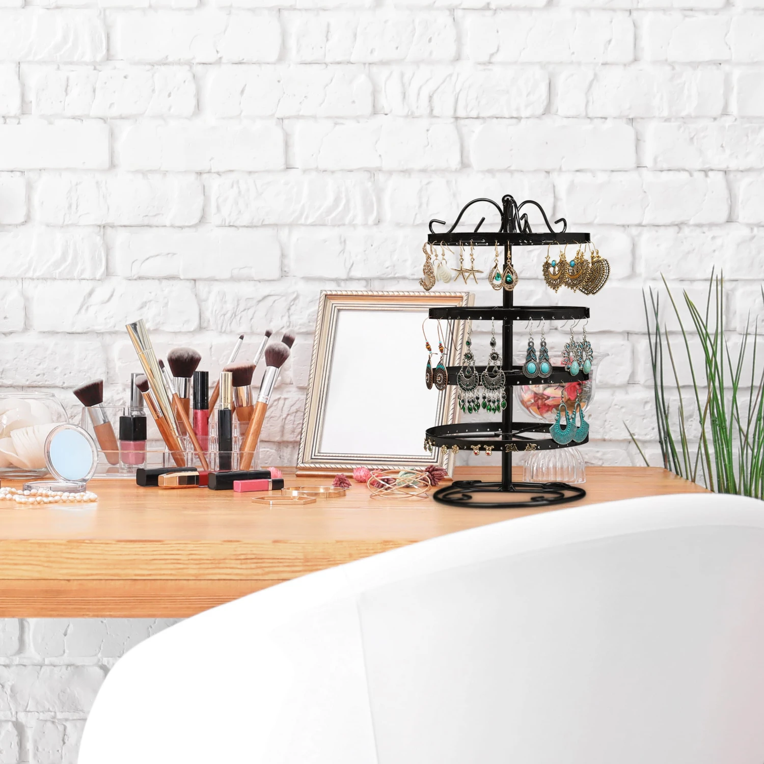 Ohrringhalter Mit 168 Löchern In Schwarz 4 Ohrringhalter Mit 168 Löchern In Schwarz – Bild 2