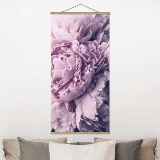 Stoffbild Mit Posterleisten - Lila Pfingstrosenblüten In Violett – Bild 2
